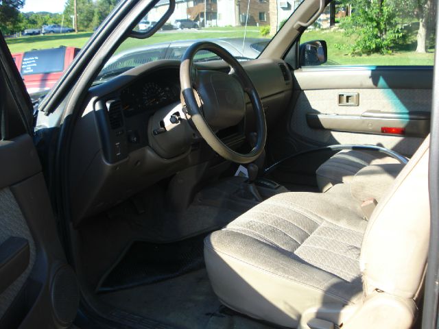 1997 Toyota Tacoma AWD SL