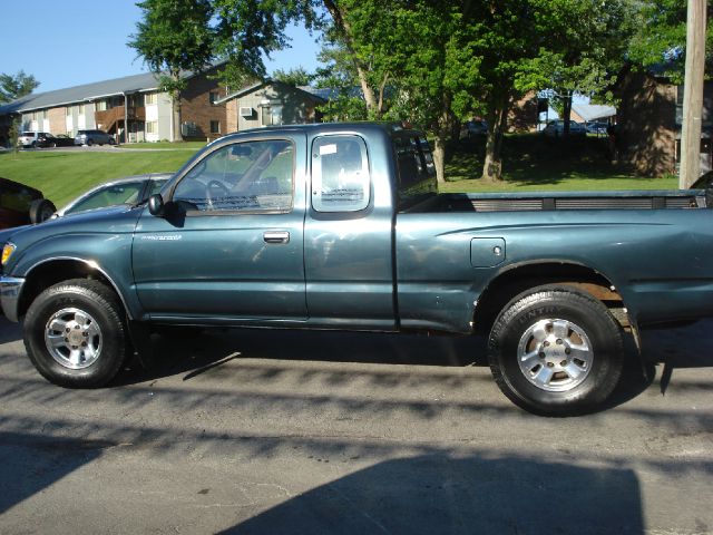 1997 Toyota Tacoma AWD SL