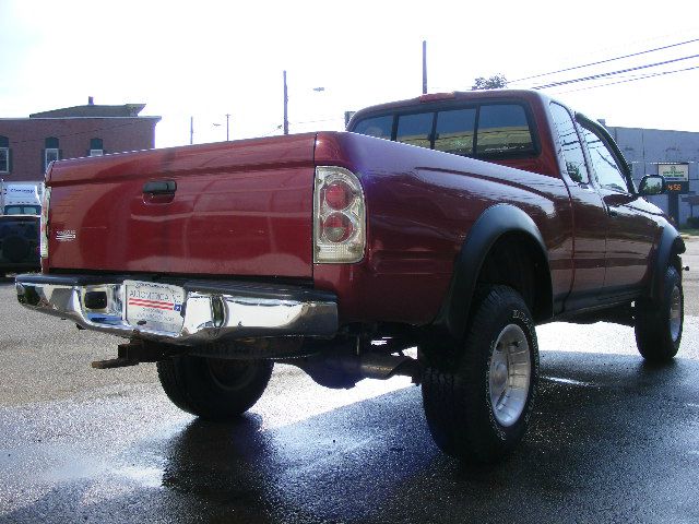 1998 Toyota Tacoma LT Pickup 4D 6 1/2 Ft