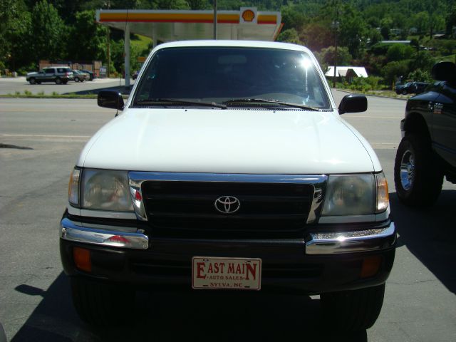 1998 Toyota Tacoma LT Pickup 4D 6 1/2 Ft