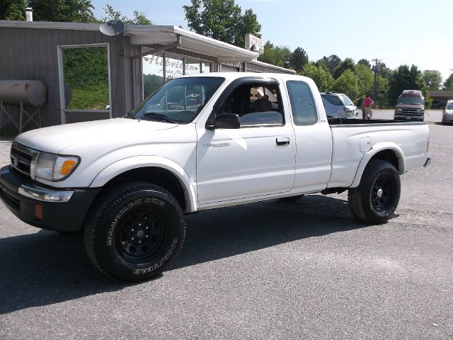 1998 Toyota Tacoma LT Pickup 4D 6 1/2 Ft