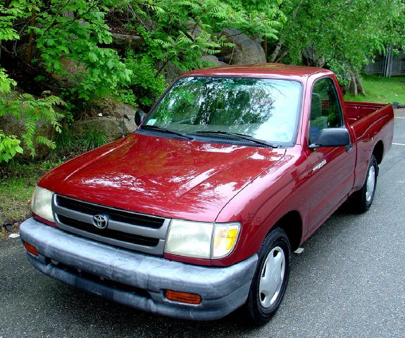 1998 Toyota Tacoma ES 2.4L AUTO