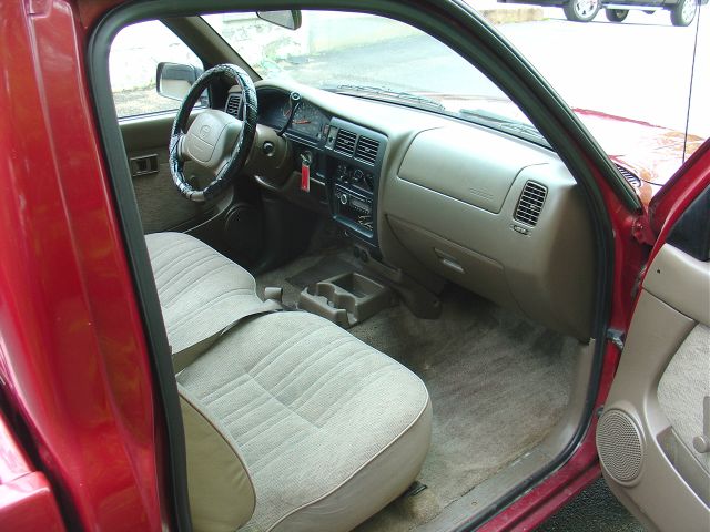 1998 Toyota Tacoma ES 2.4L AUTO