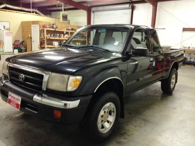 1999 Toyota Tacoma LT Pickup 4D 6 1/2 Ft