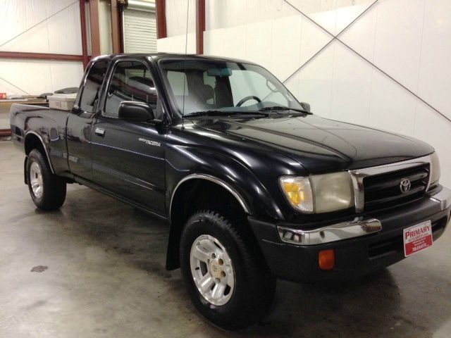 1999 Toyota Tacoma LT Pickup 4D 6 1/2 Ft