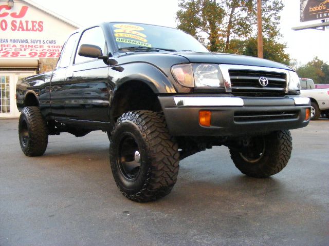 1999 Toyota Tacoma LT Pickup 4D 6 1/2 Ft