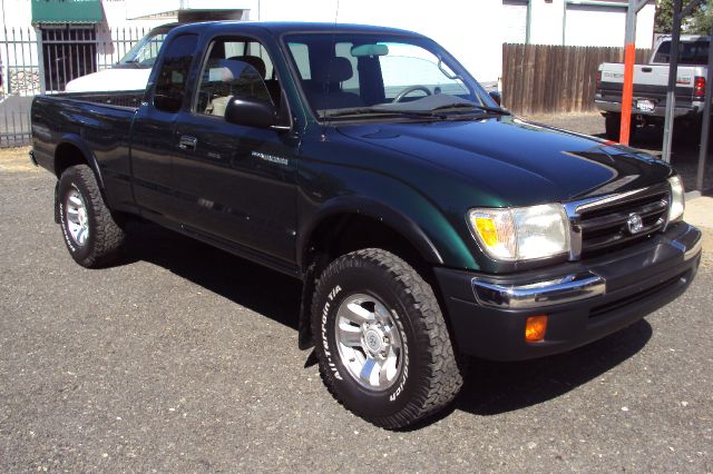 1999 Toyota Tacoma LT Pickup 4D 6 1/2 Ft