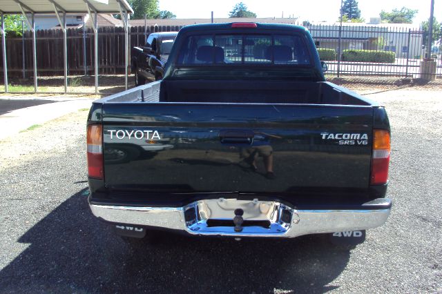 1999 Toyota Tacoma LT Pickup 4D 6 1/2 Ft