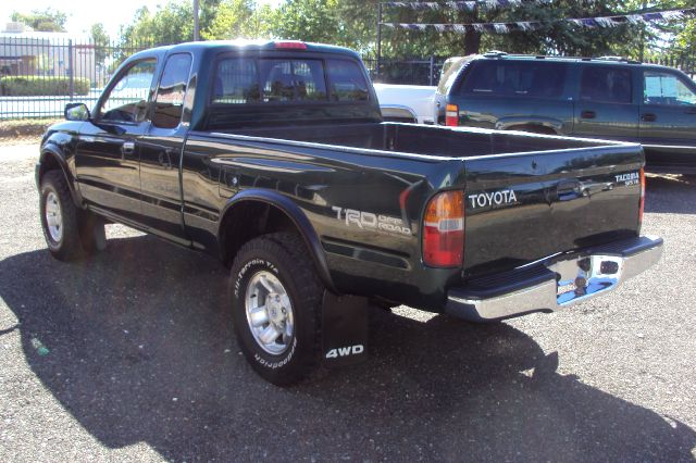 1999 Toyota Tacoma LT Pickup 4D 6 1/2 Ft