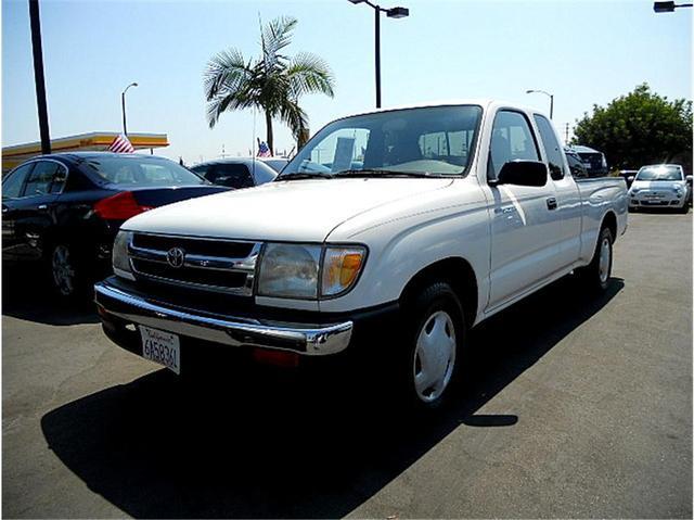 1999 Toyota Tacoma XLT 2WD