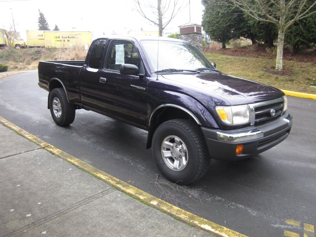 1999 Toyota Tacoma LT Pickup 4D 6 1/2 Ft