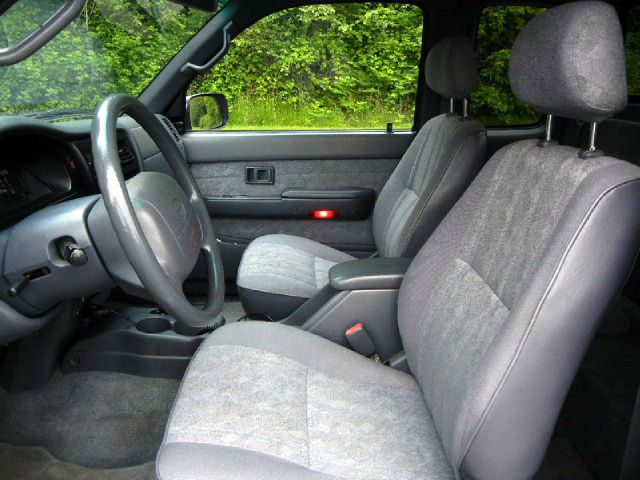 2000 Toyota Tacoma SLT Laramie Big Horn