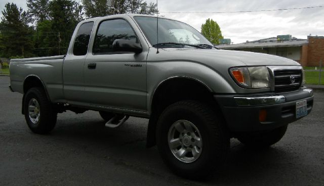 2000 Toyota Tacoma SLT Laramie Big Horn