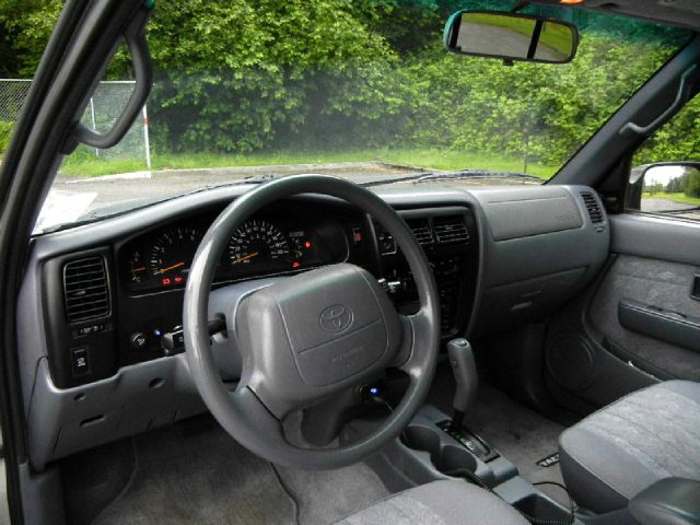 2000 Toyota Tacoma SLT Laramie Big Horn