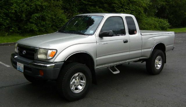 2000 Toyota Tacoma SLT Laramie Big Horn