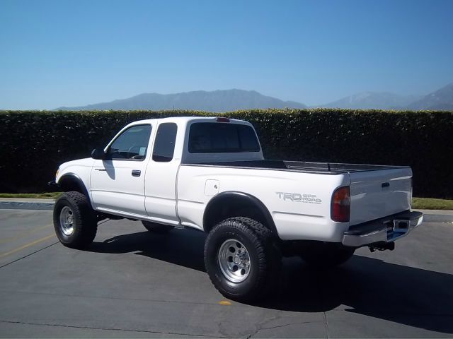 2000 Toyota Tacoma SLT Laramie Big Horn