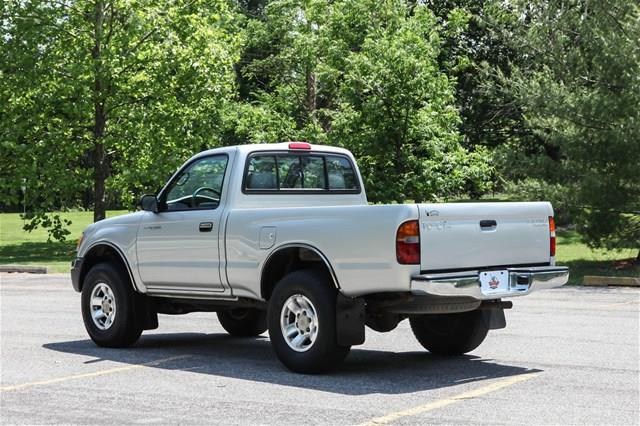 2000 Toyota Tacoma XLT 2WD