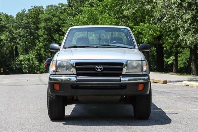 2000 Toyota Tacoma XLT 2WD