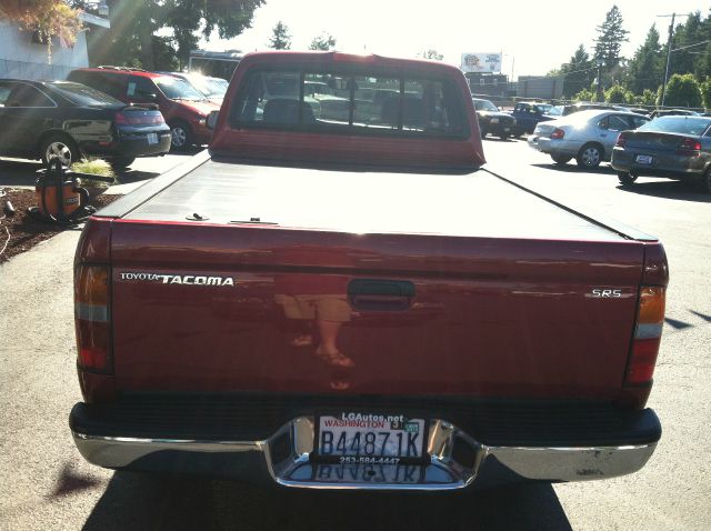 2000 Toyota Tacoma AWD SL