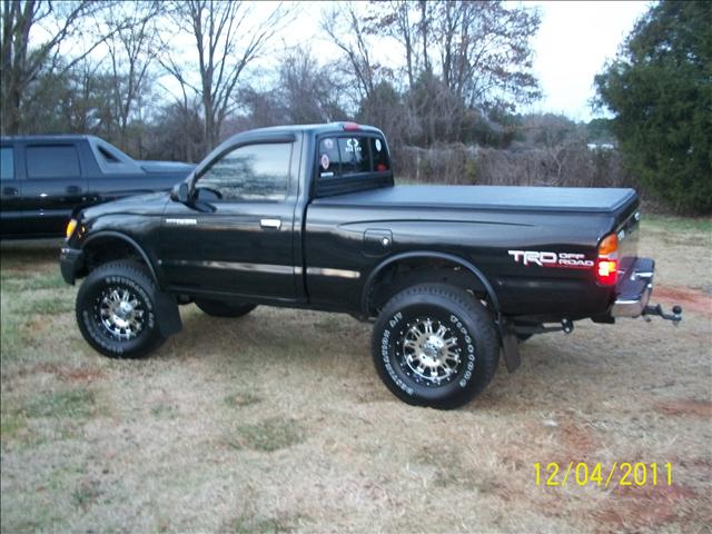 2000 Toyota Tacoma Unknown