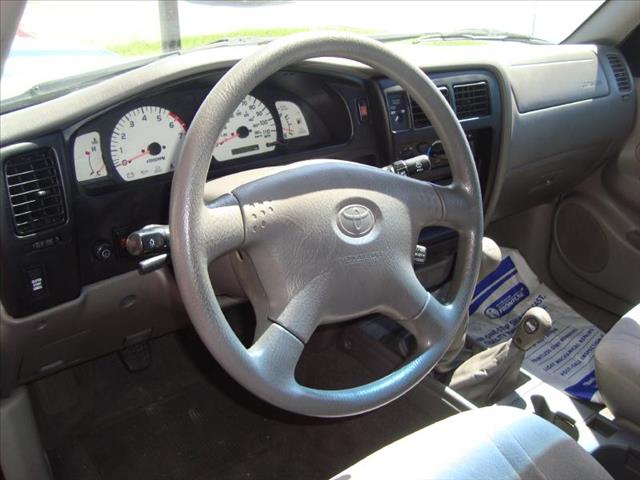 2001 Toyota Tacoma Reg Cab 133 WB 2WD