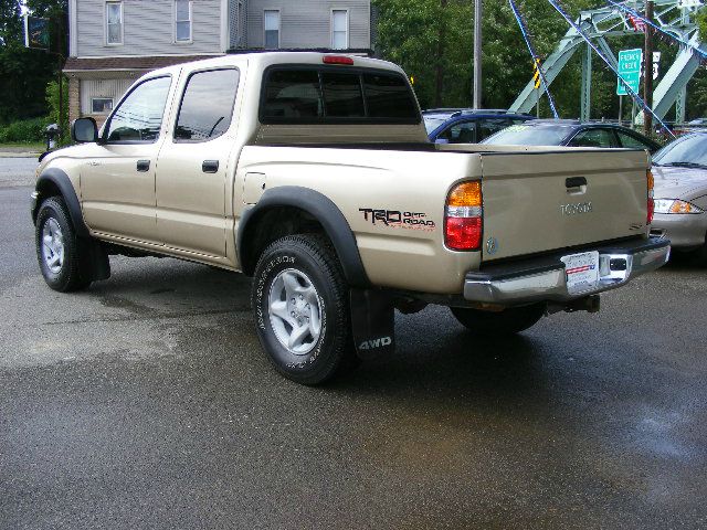 2001 Toyota Tacoma LT1 Sedan