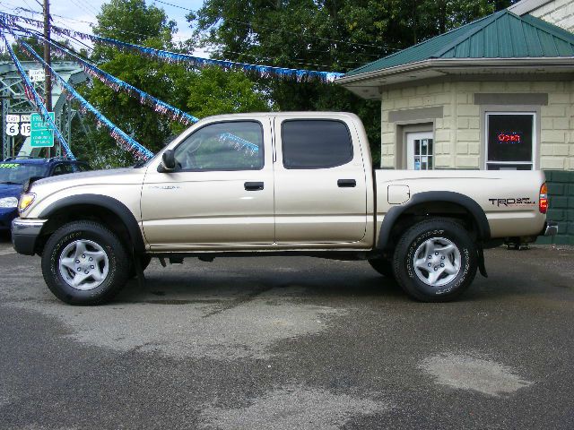 2001 Toyota Tacoma LT1 Sedan