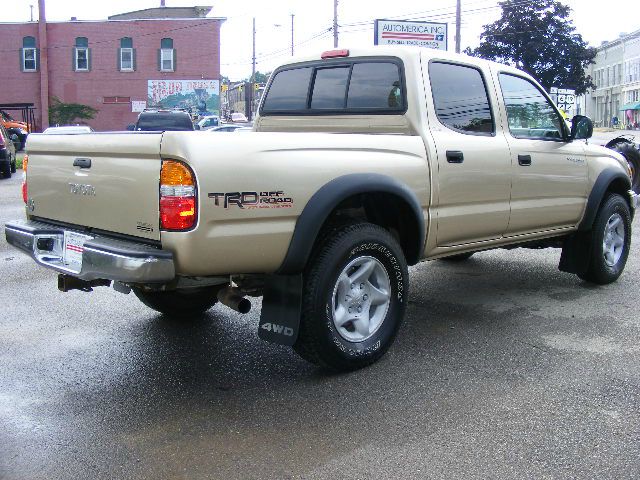 2001 Toyota Tacoma LT1 Sedan