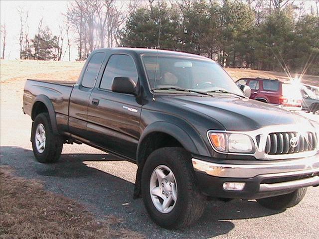 2001 Toyota Tacoma Limited 5-passenger