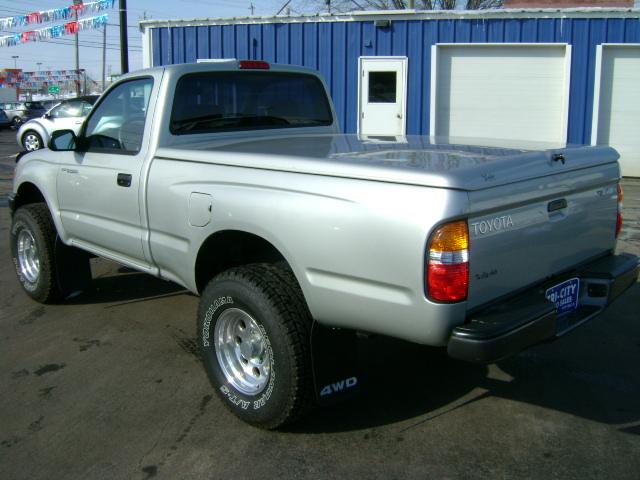 2001 Toyota Tacoma SLT 25