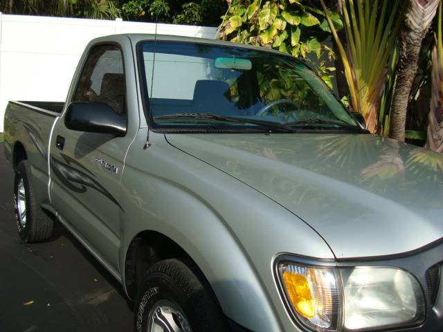 2001 Toyota Tacoma Base