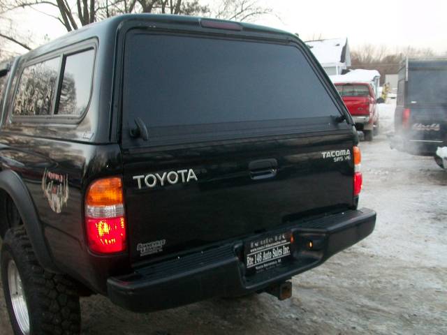 2002 Toyota Tacoma Base