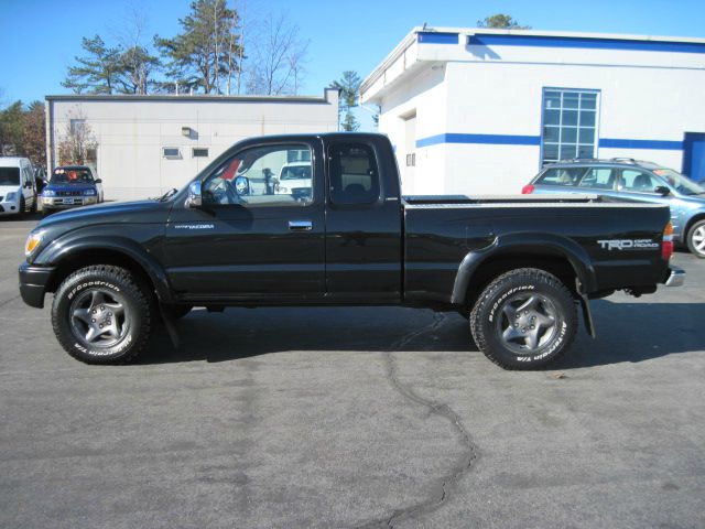 2002 Toyota Tacoma 325i Chrome Wheels