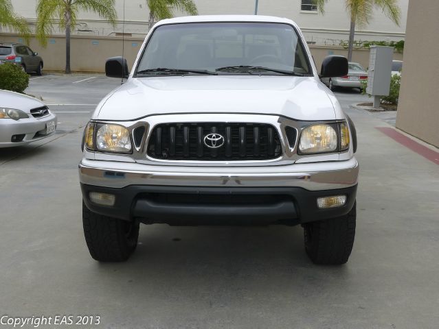 2002 Toyota Tacoma LT1 Sedan