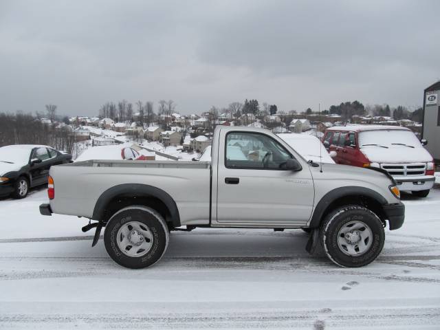 2002 Toyota Tacoma Base