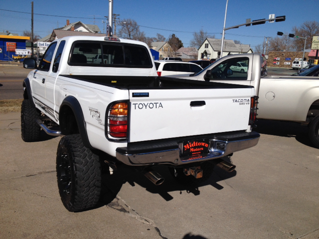 2002 Toyota Tacoma LT Pickup 4D 6 1/2 Ft