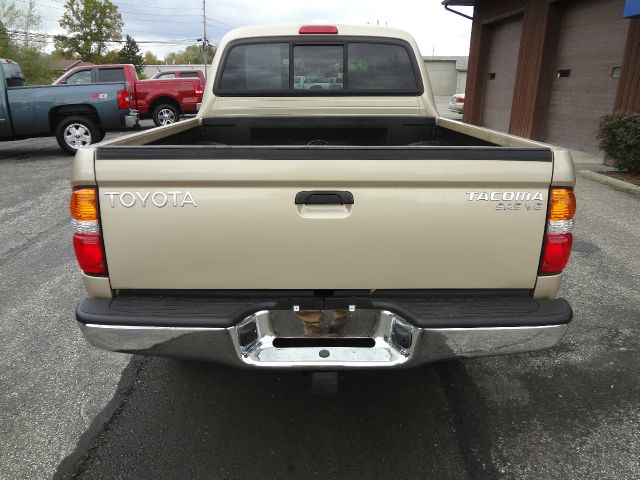 2002 Toyota Tacoma LT1 Sedan