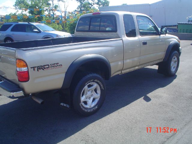 2002 Toyota Tacoma LT Pickup 4D 6 1/2 Ft