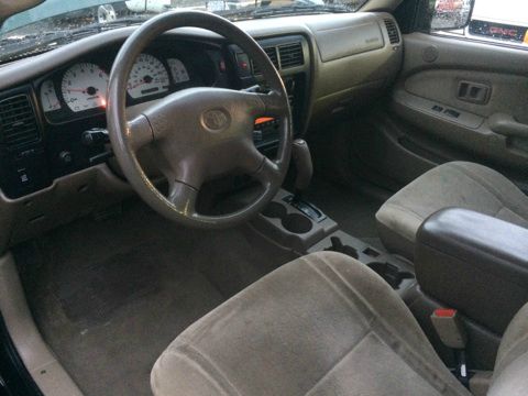 2002 Toyota Tacoma Ext Cab,offroad 4x4,1-owner