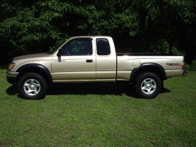 2003 Toyota Tacoma LT Pickup 4D 6 1/2 Ft