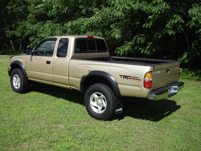 2003 Toyota Tacoma LT Pickup 4D 6 1/2 Ft