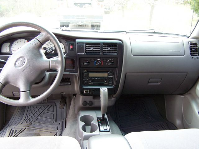 2003 Toyota Tacoma 143.5 LTZ