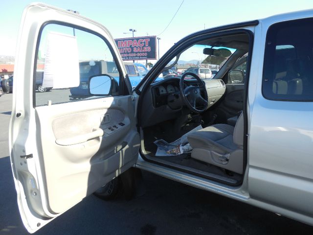 2003 Toyota Tacoma LT Pickup 4D 6 1/2 Ft