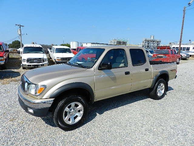 2003 Toyota Tacoma Reg Cab 133 WB 2WD