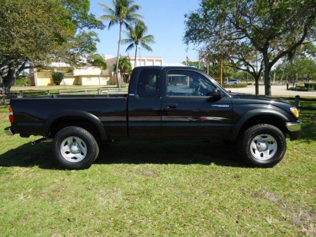 2003 Toyota Tacoma Unknown