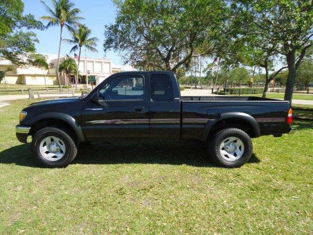 2003 Toyota Tacoma Unknown