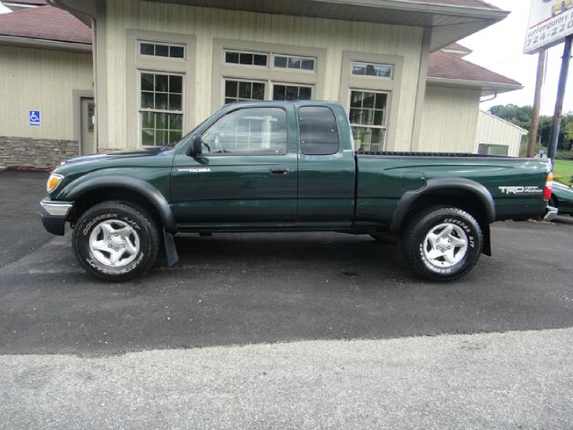 2003 Toyota Tacoma LT Pickup 4D 6 1/2 Ft