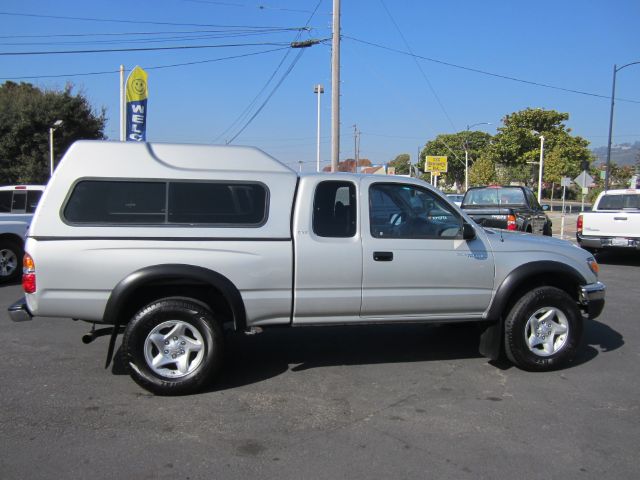 2003 Toyota Tacoma AWD SL