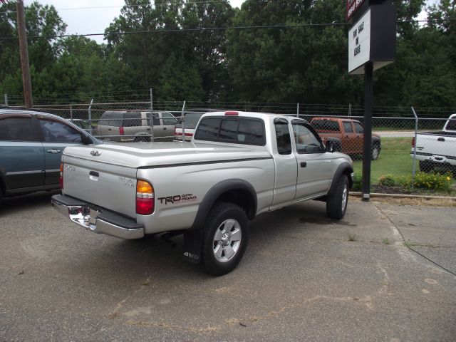 2003 Toyota Tacoma LT Pickup 4D 6 1/2 Ft