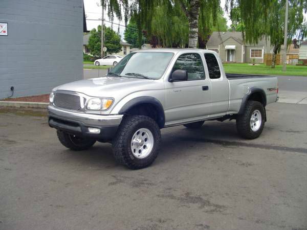 2003 Toyota Tacoma 4d,ac,pw,sunroof,leather